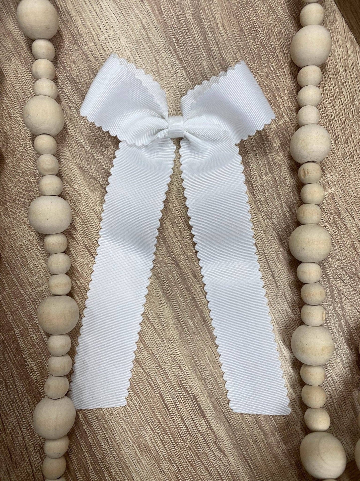 Scalloped Long Tail Bow with Alligator Clip